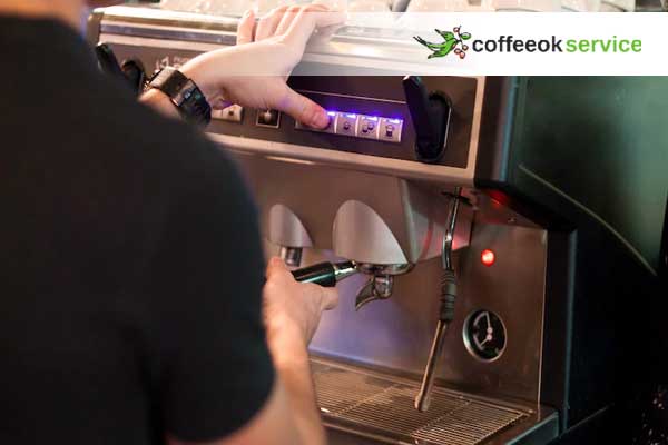 Кофемашина не видит наличие воды