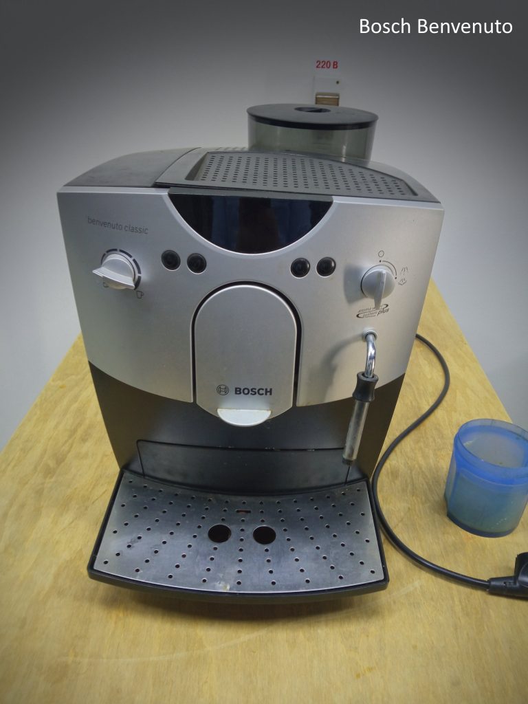 Кофемашина Bosch Benvenuto на реставрации заварочного блока и химической чистке