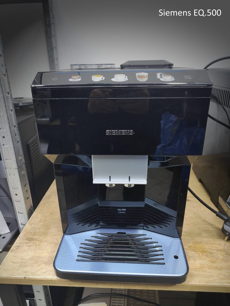 Кофемашина Siemens EQ.500 на диагностике, разборке и реставрации заварочного блока